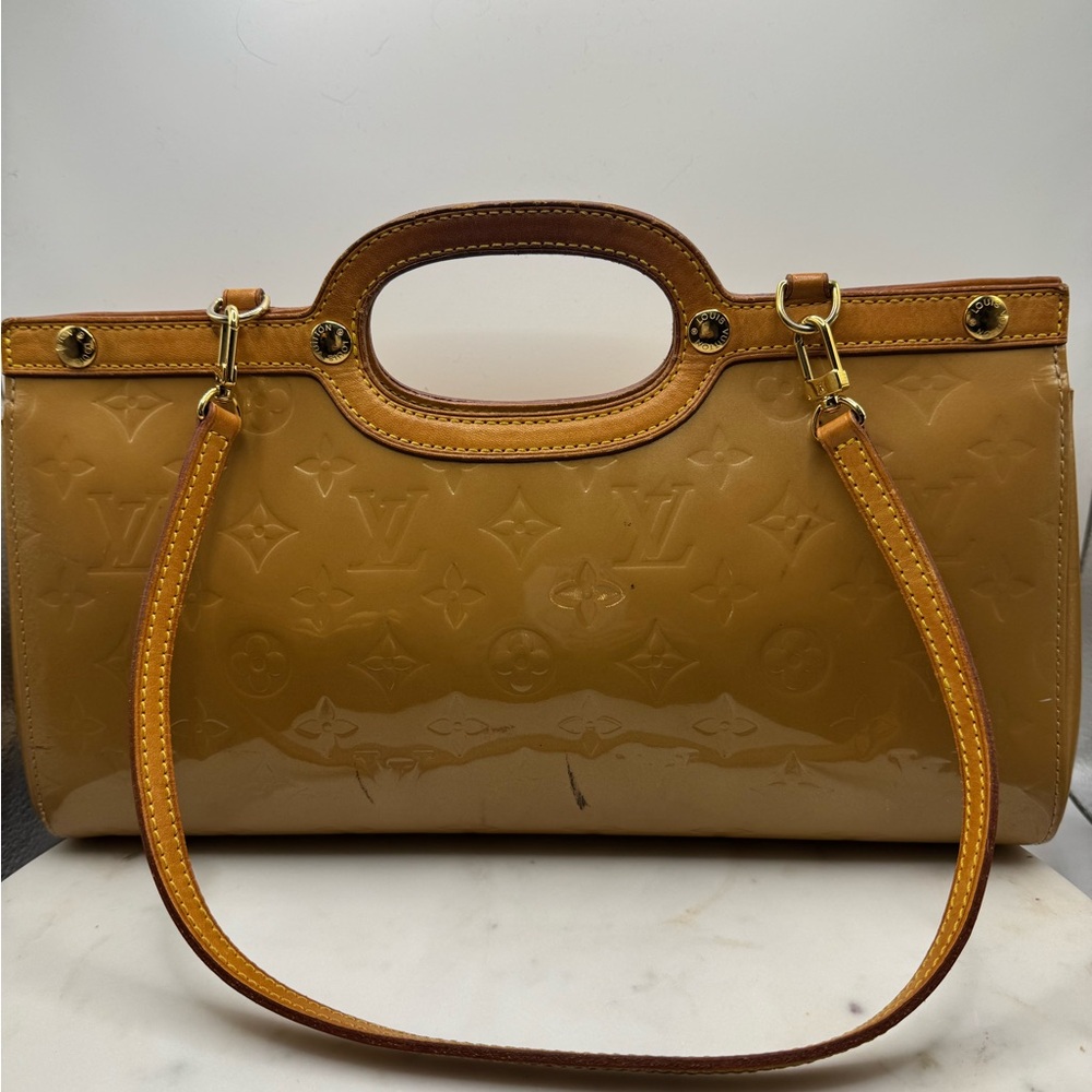 Louis Vuitton Vernis Roxbury with Detachable Shoulder Strap Authentic - Picture 4 of 14